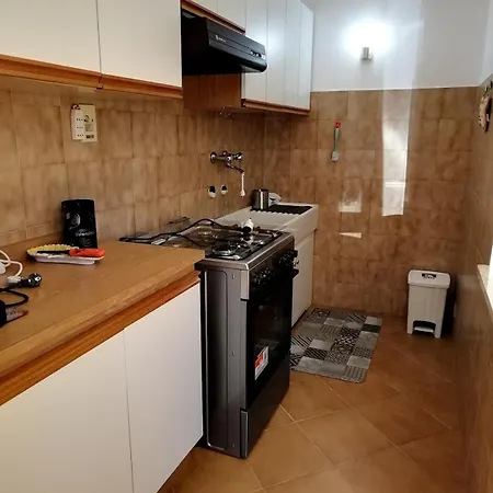 Sotto Il Castello Apartment Roddi